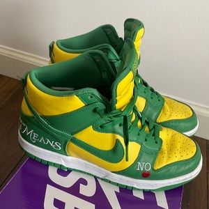 Nike x Supreme Brazils